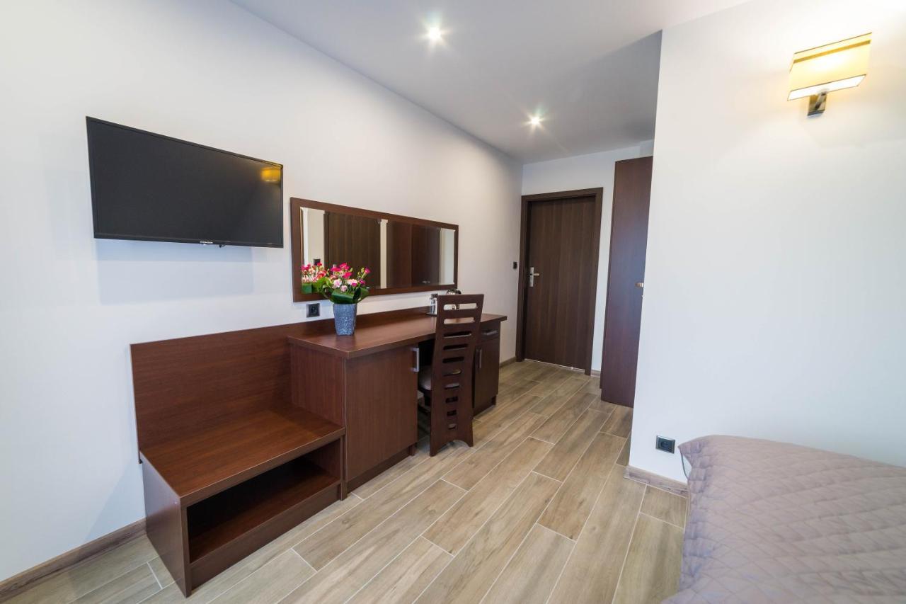Willa Kormoran - Pokoje I Apartamenty Mikołajki Extérieur photo