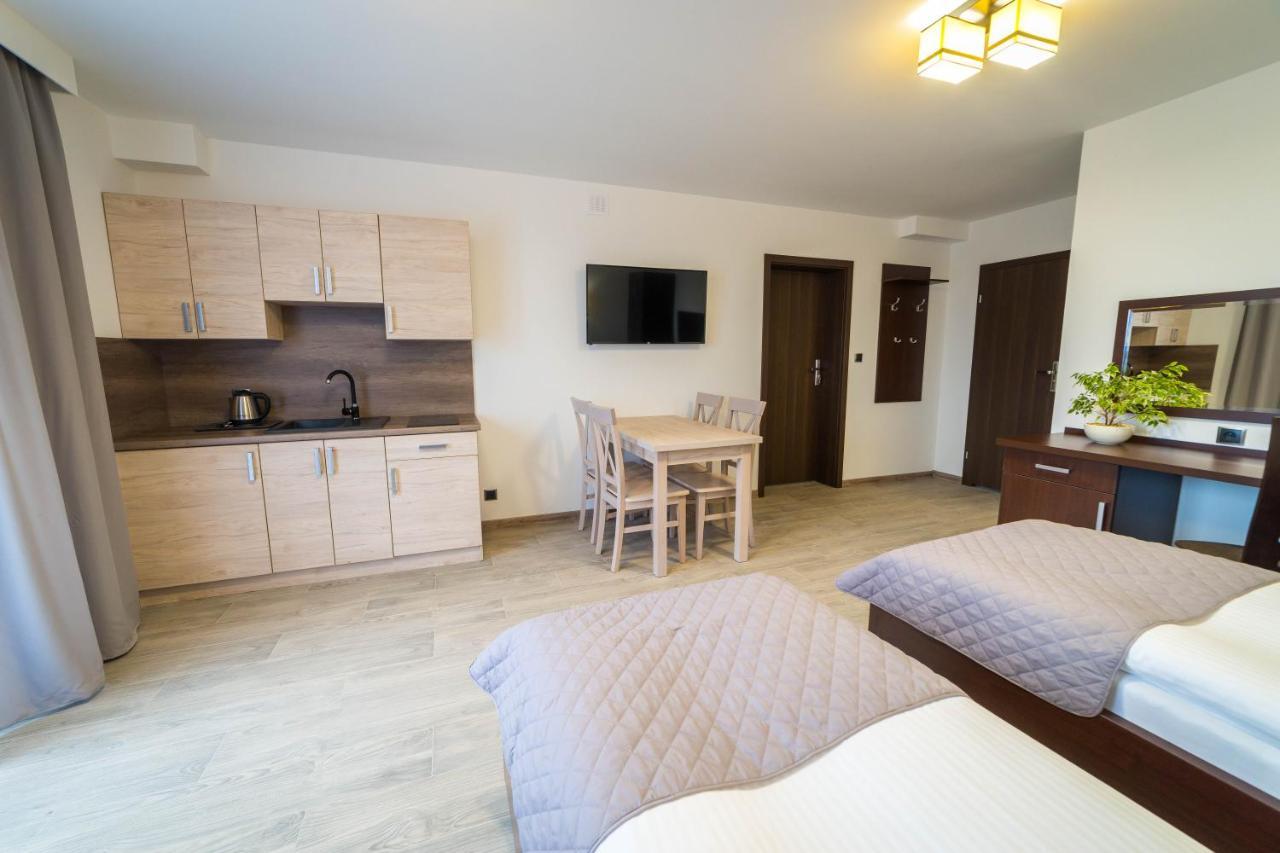 Willa Kormoran - Pokoje I Apartamenty Mikołajki Extérieur photo