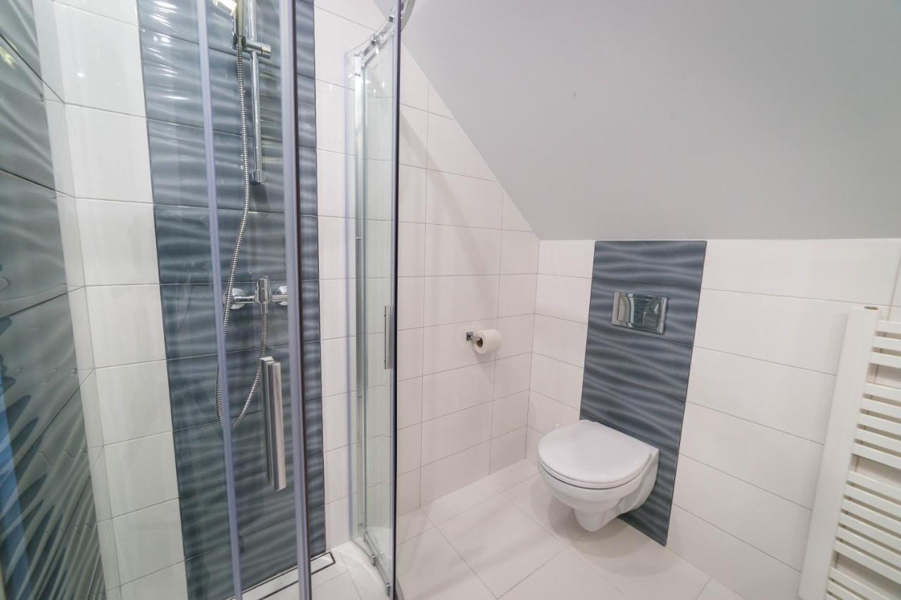 Willa Kormoran - Pokoje I Apartamenty Mikołajki Extérieur photo