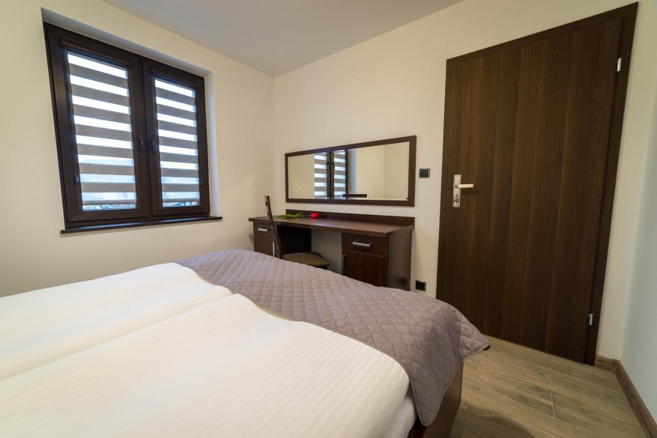 Willa Kormoran - Pokoje I Apartamenty Mikołajki Extérieur photo